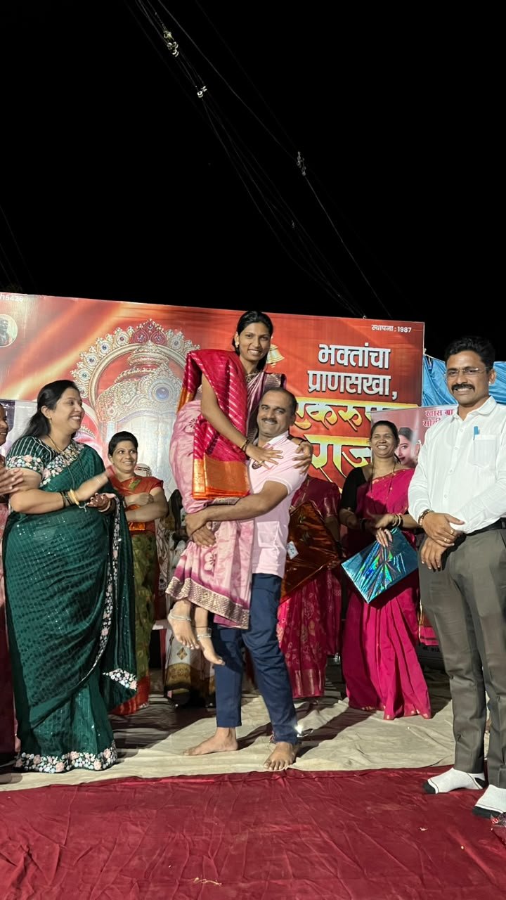 शिवांजली ज्वेलर्स कराड यांच्या तर्फे मु पो सोनवडे ता पाटण जि सातारा येथे दिनांक 24-9-2026 रोजी गणेशोत्सव निमित्त होम मिनिस्टर आणि आजी माजी  सैनिक सत्कार सोहळ्याचे आयोजन